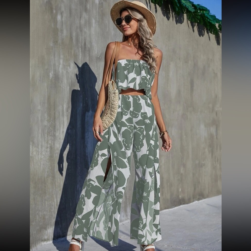 SHEIN Green & White Floral Strapless Jumpsuit - Picture 4 of 12